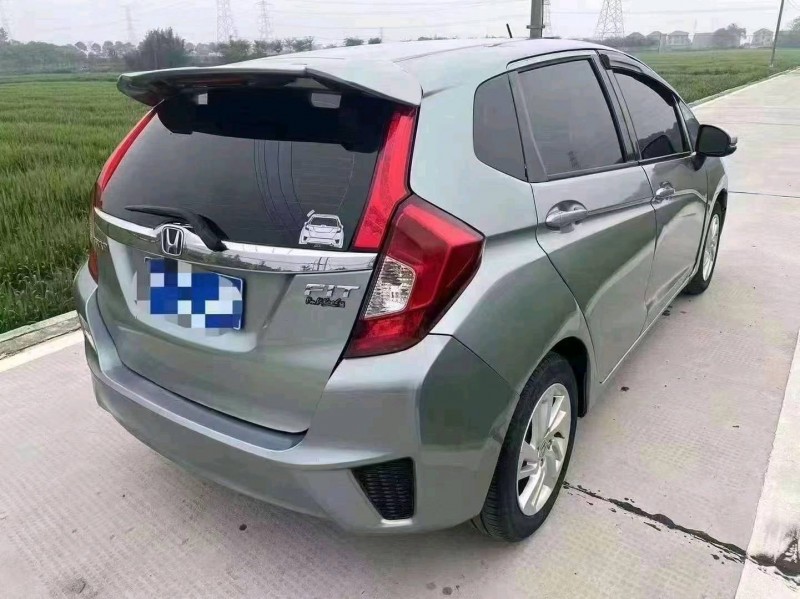 淄博16年本田飞度4