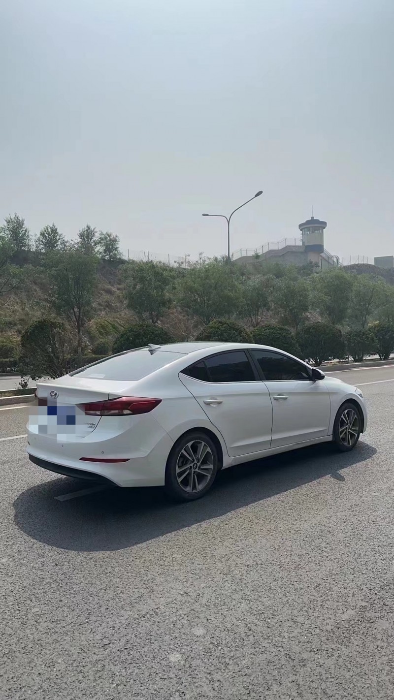 济南17年现代领动8