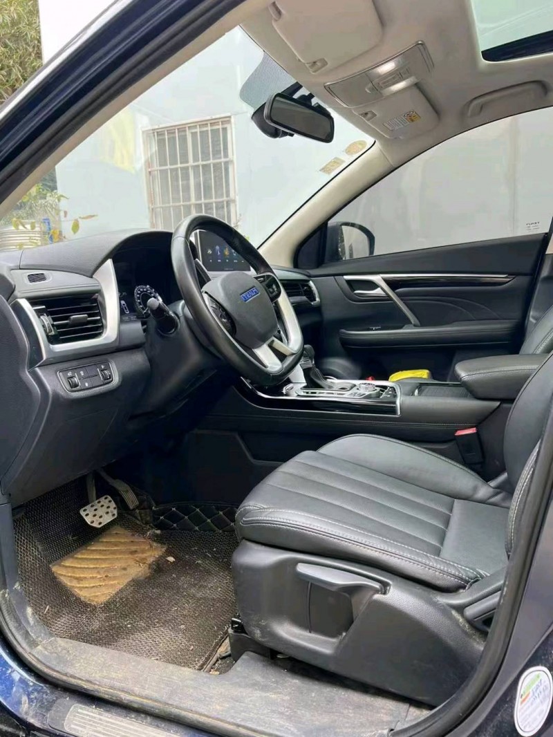 广州18年君马汽车SEK57