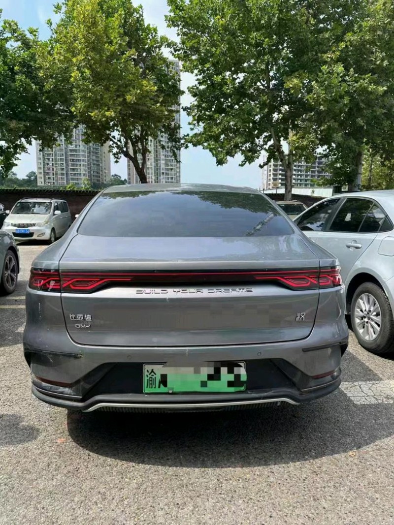 重庆22年比亚迪汉DM3