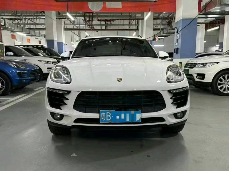 佛山16年保时捷Macan1