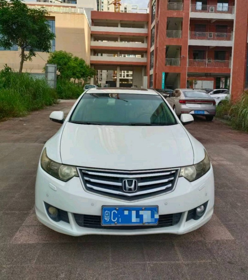 东莞09年本田思铂睿1