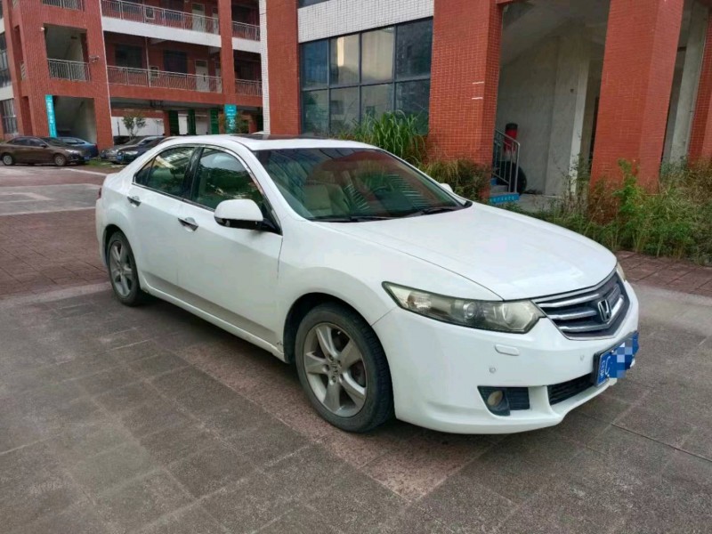 东莞09年本田思铂睿2