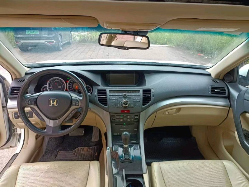 东莞09年本田思铂睿6