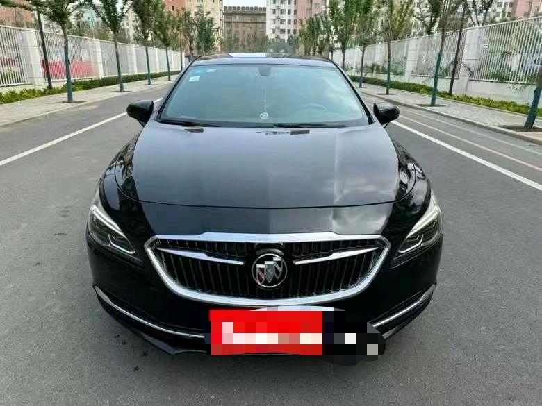 济宁18年别克君越1