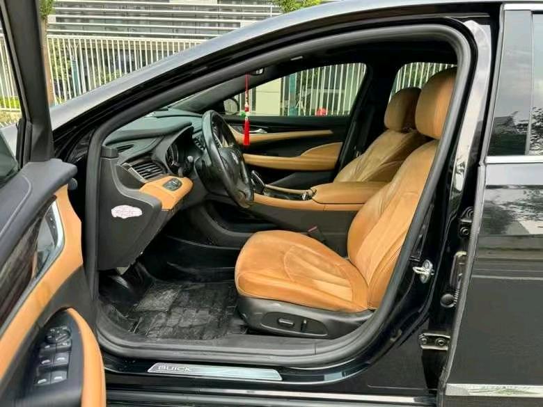 济宁18年别克君越6