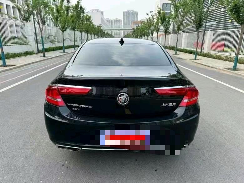 济宁18年别克君越9