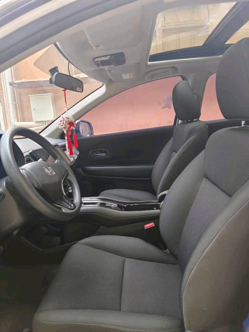 广州22年本田缤智4