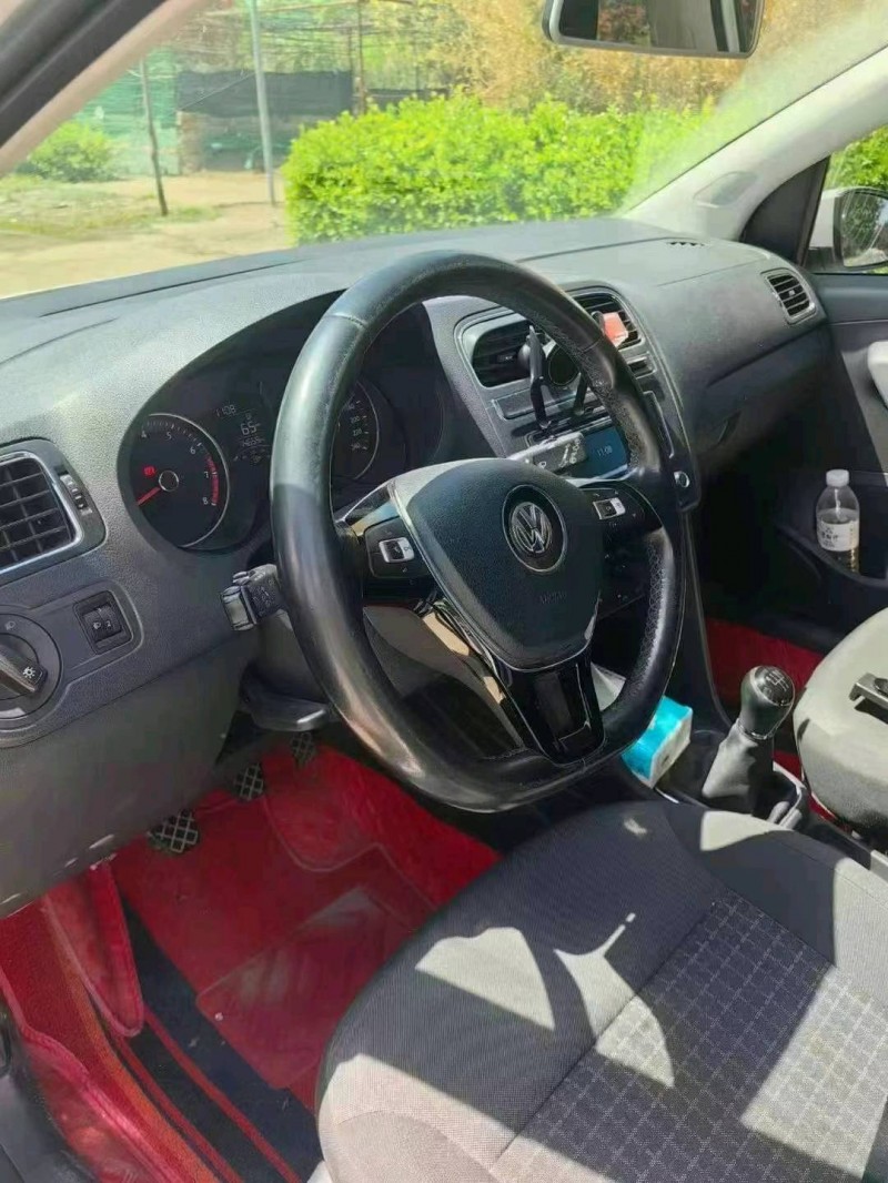 保定16年大众polo4