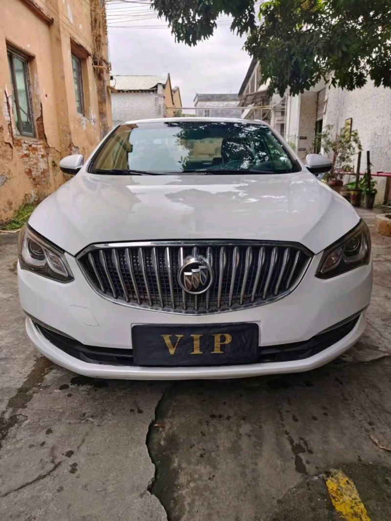 广州17年别克英朗1