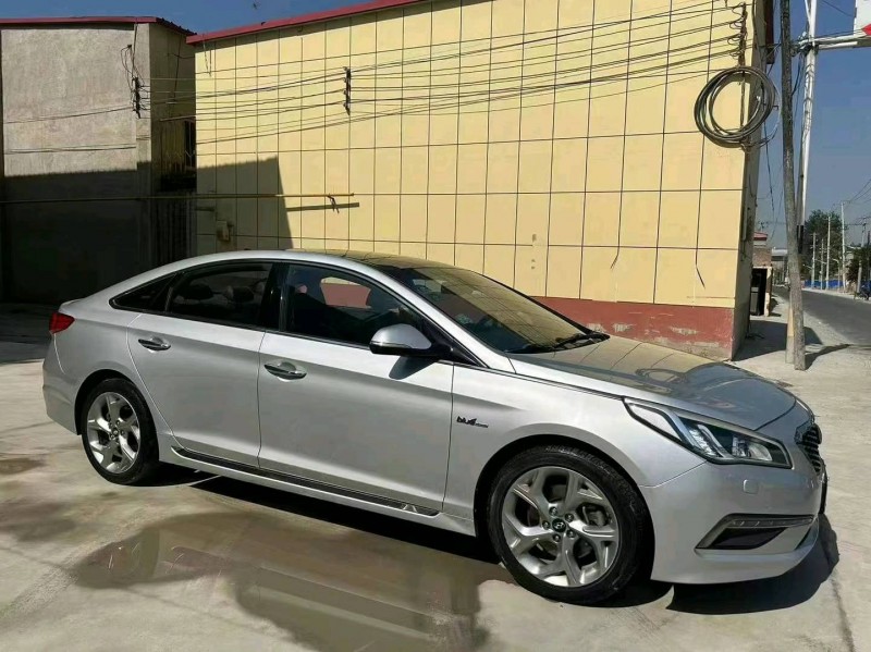 保定16年现代索纳塔九3