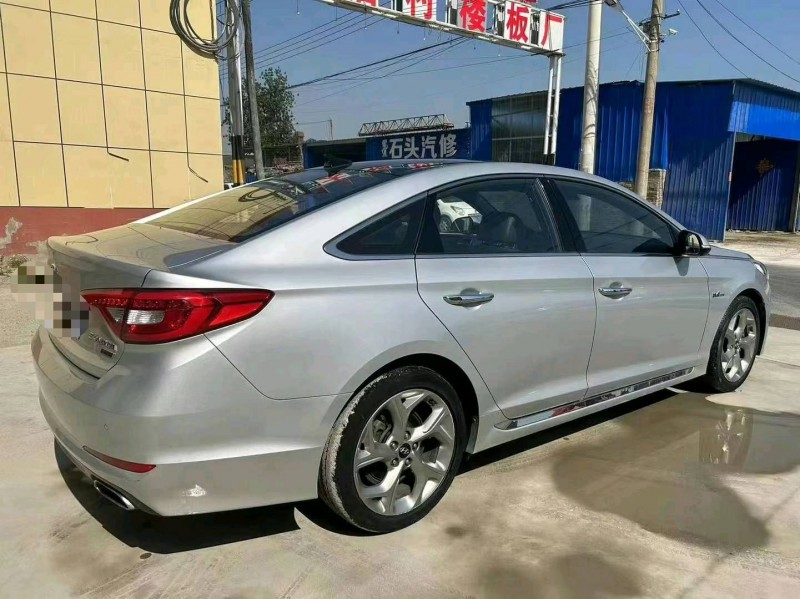 保定16年现代索纳塔九4