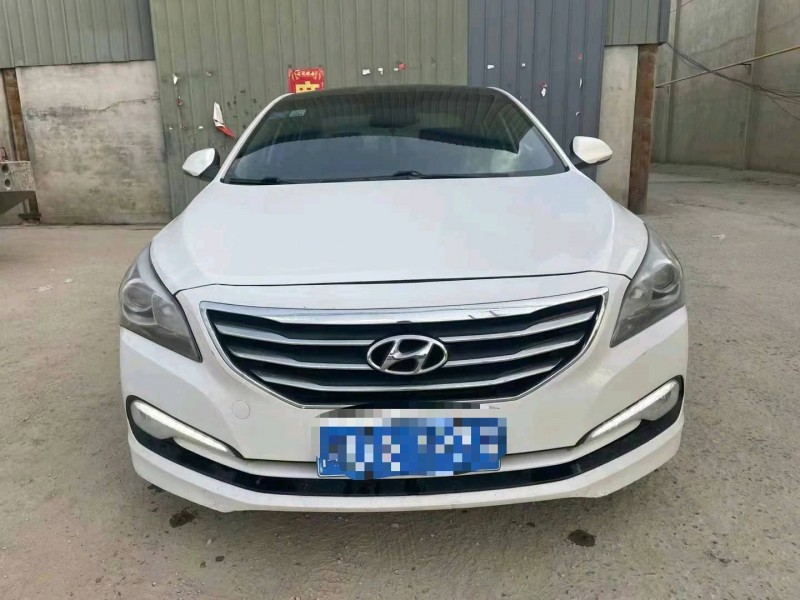 保定13年现代名图1