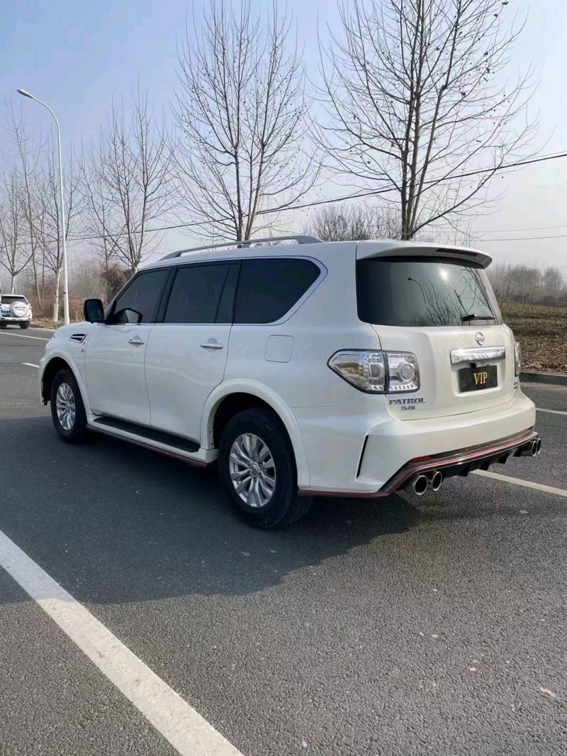 徐州17年日产途乐8
