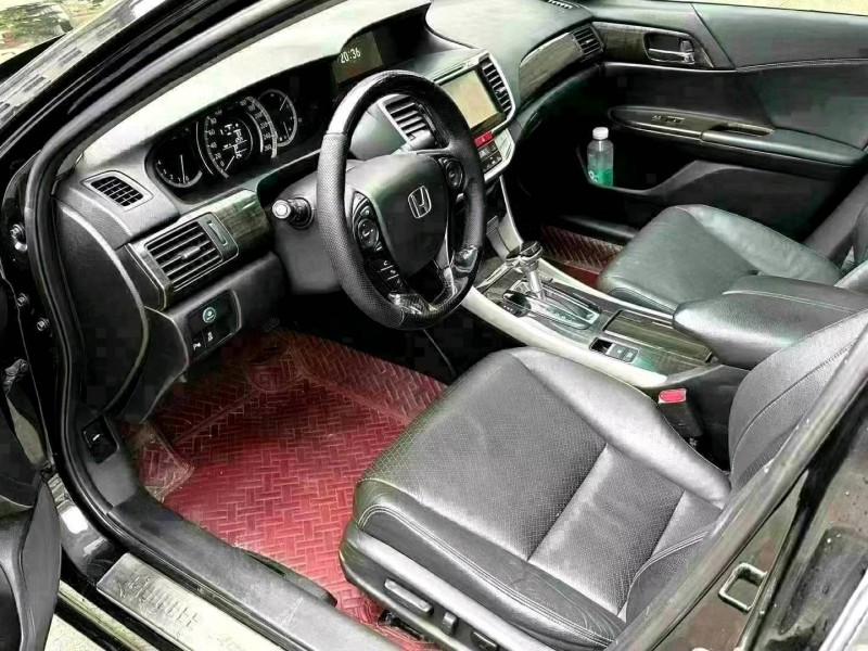 广州14年本田雅阁4