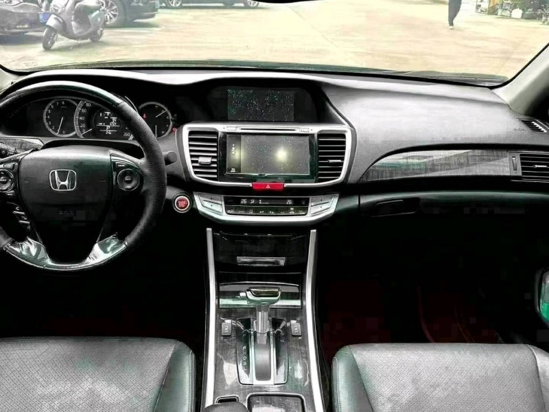 广州14年本田雅阁5