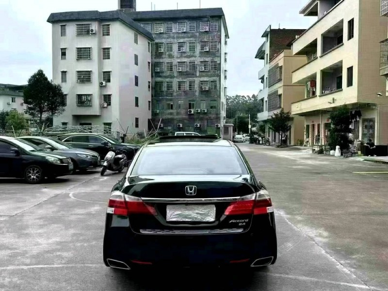 广州14年本田雅阁9