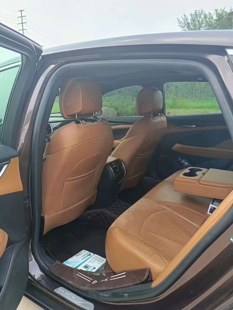 聊城16年别克君越6