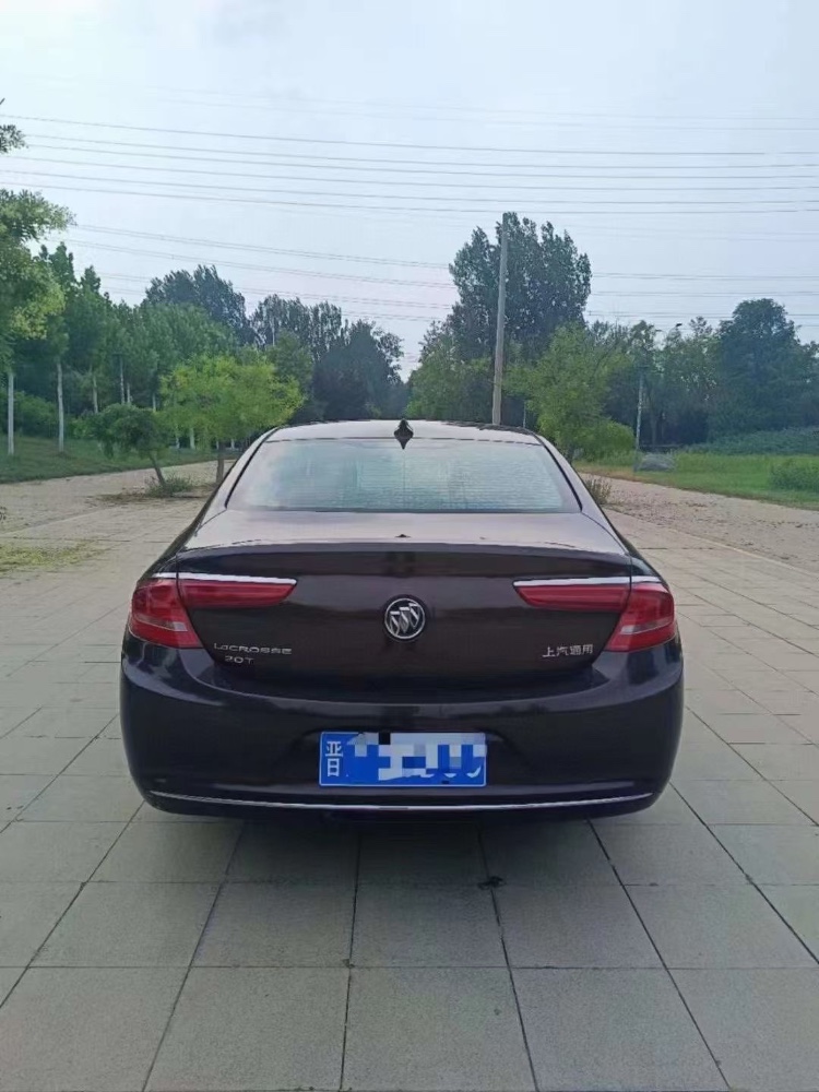 聊城16年别克君越8