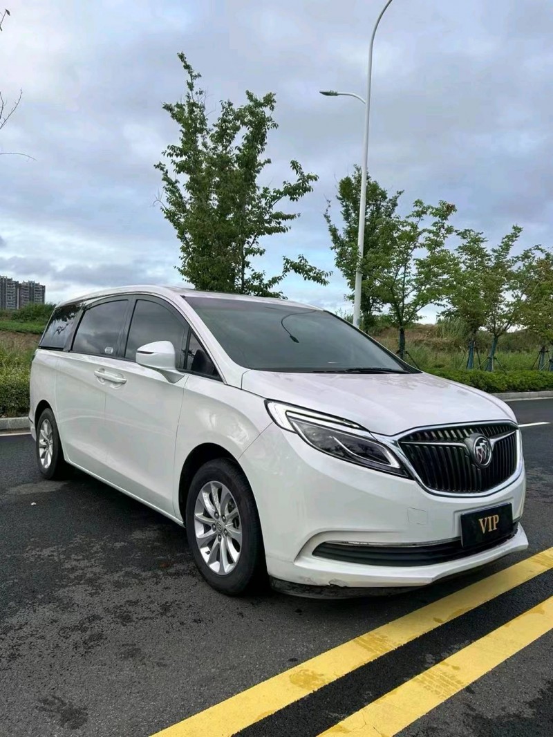 徐州18年别克GL82