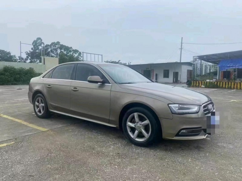 南宁13年奥迪A4L3