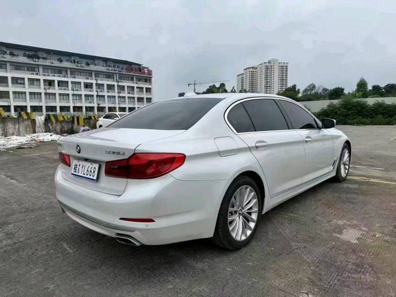 南寧19年寶馬5系8