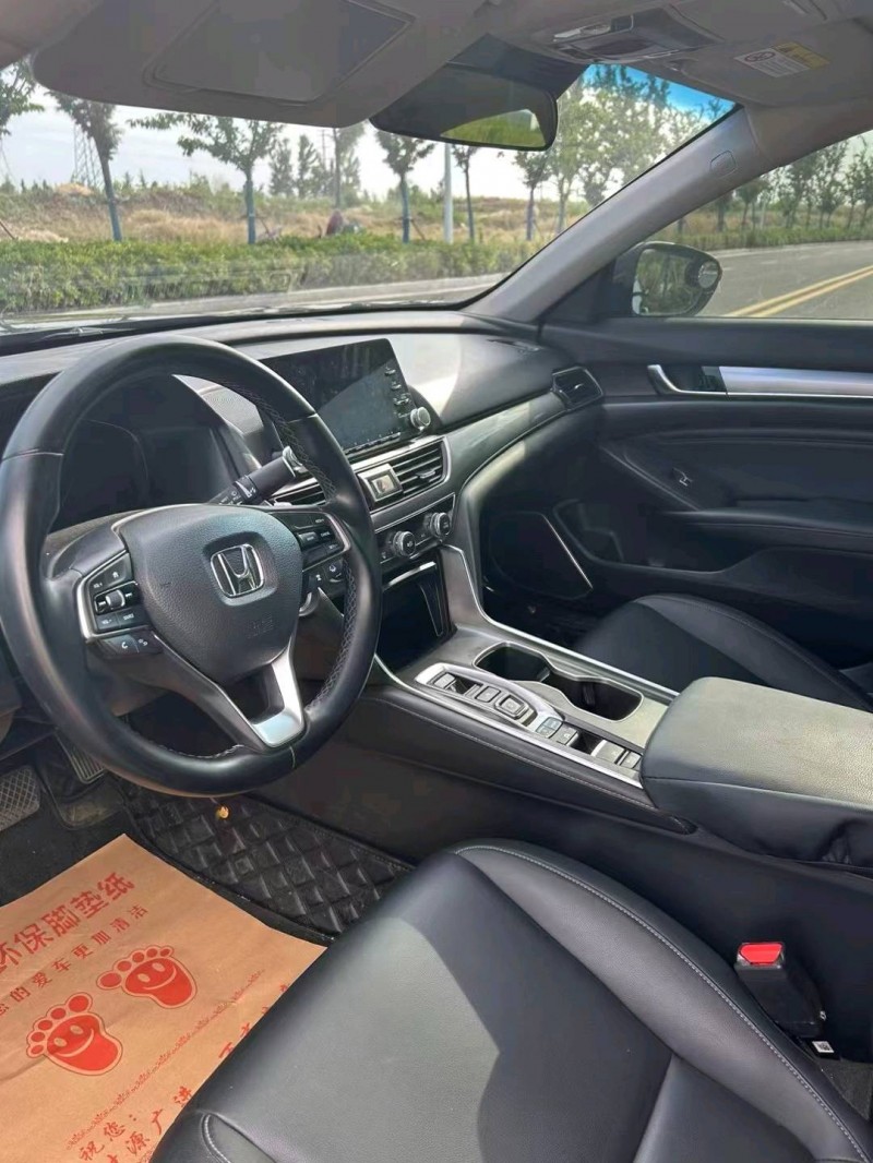 徐州20年本田雅阁6