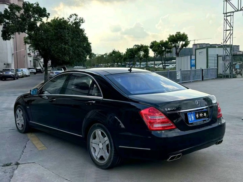 深圳09年奔驰S9