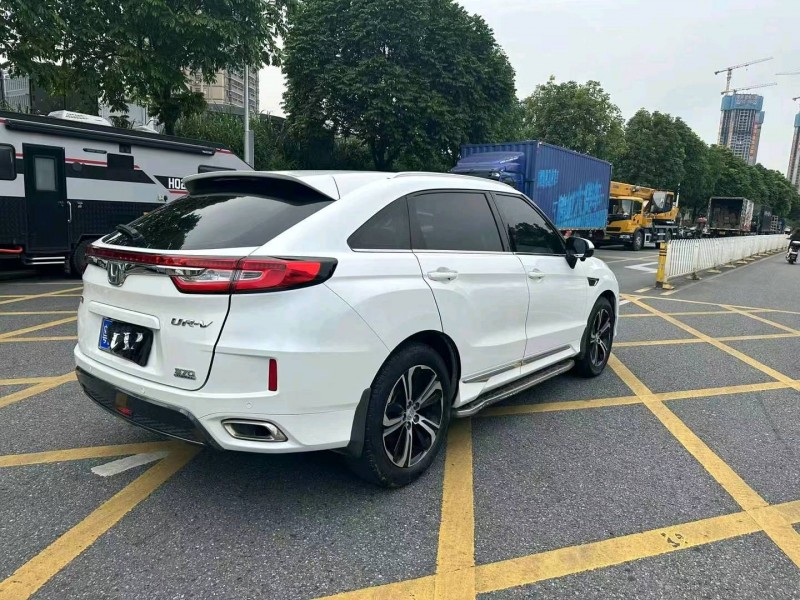 深圳18年本田URV8