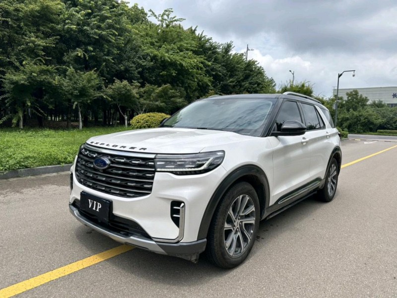 盐城22年福特探险者2