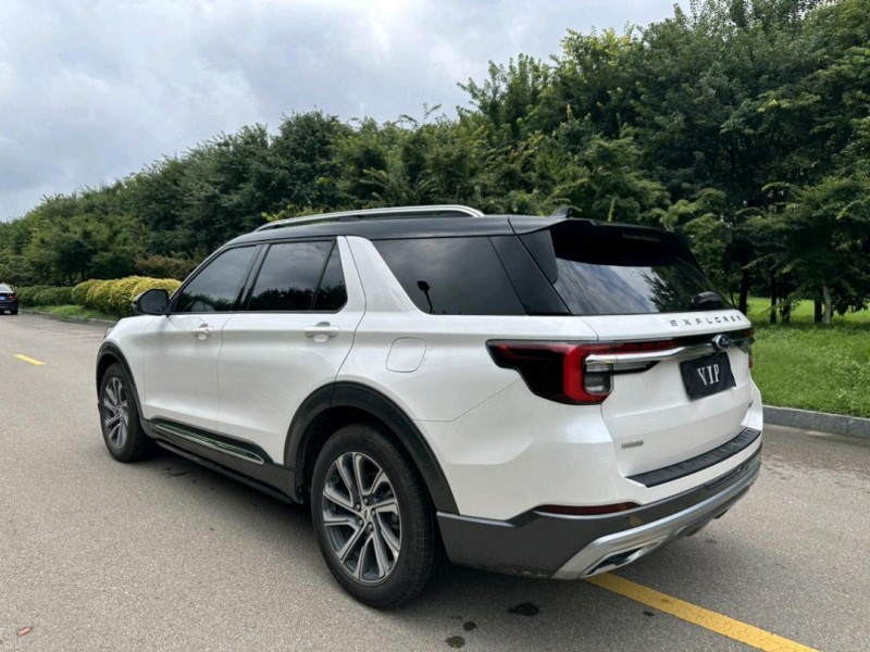 盐城22年福特探险者9