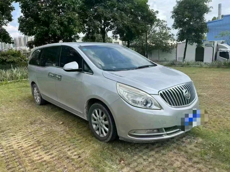 广州11年别克GL82