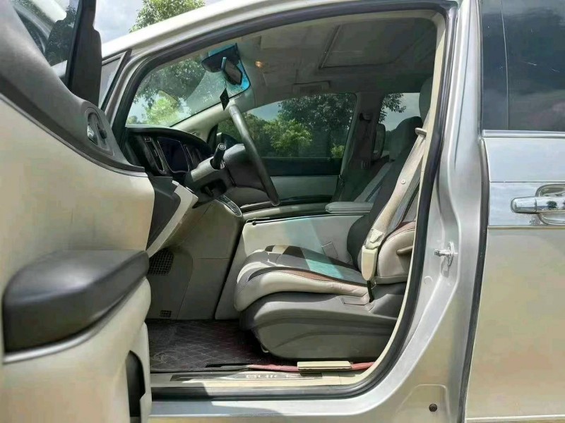 广州11年别克GL84