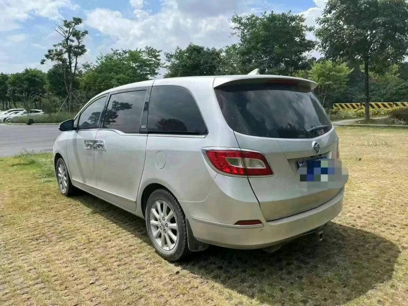 广州11年别克GL88