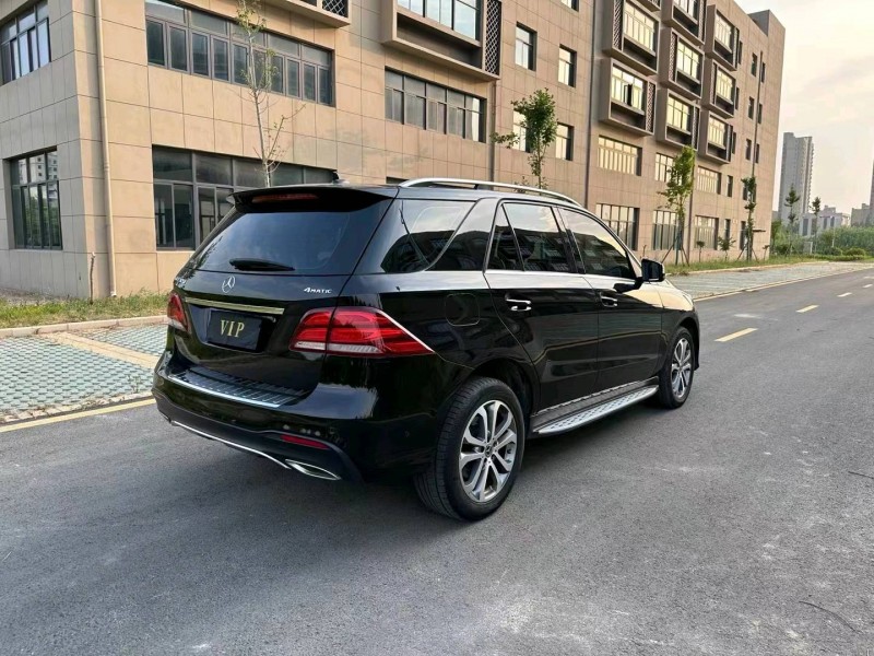 徐州17年奔驰GLE8