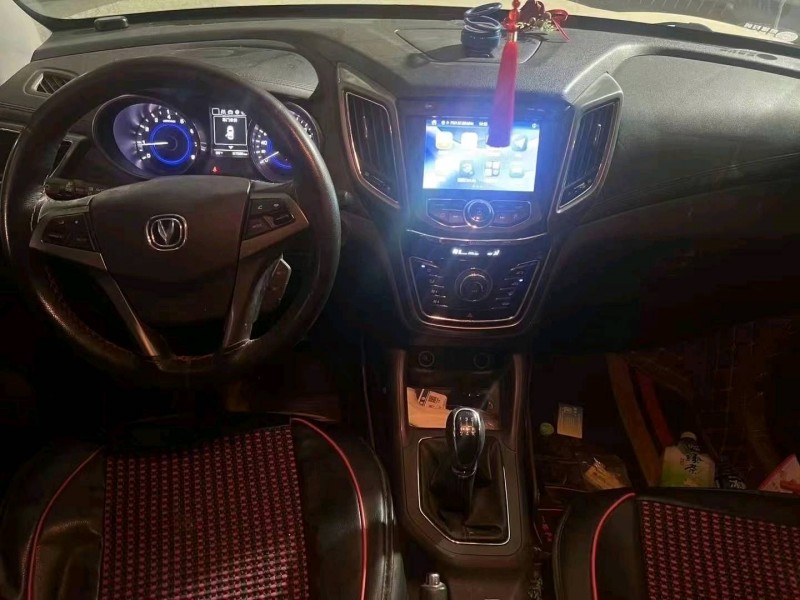 石家莊17年長安汽車CS358