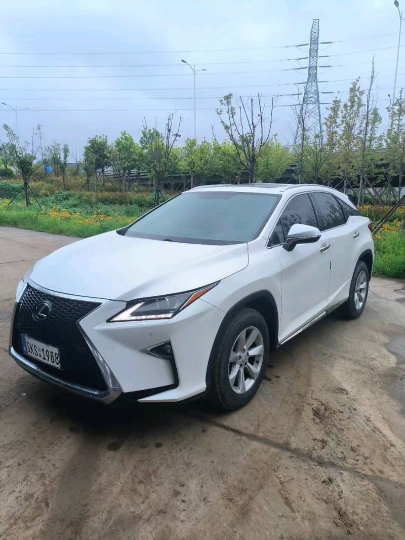 青岛17年雷克萨斯RX3