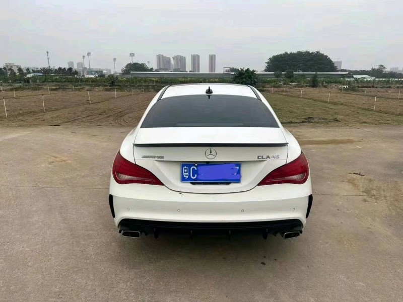 广州16年奔驰GLA4