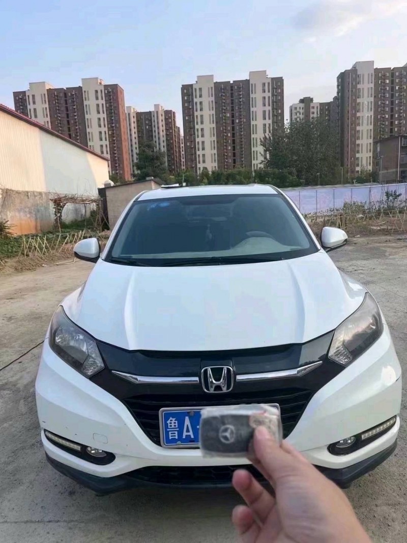东营17年本田缤智1