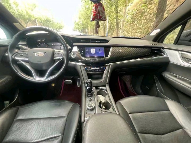 南通20年凱迪拉克XT62
