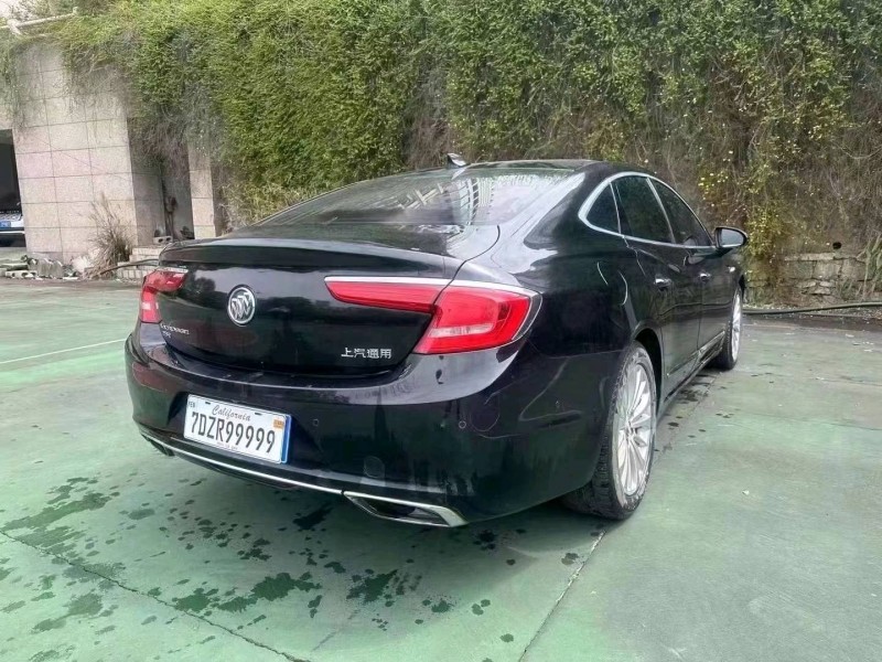 重庆17年别克君越4