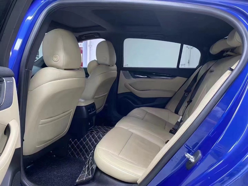 成都21年凯迪拉克CT56