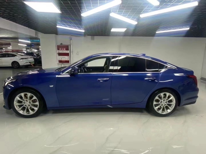 成都21年凯迪拉克CT58