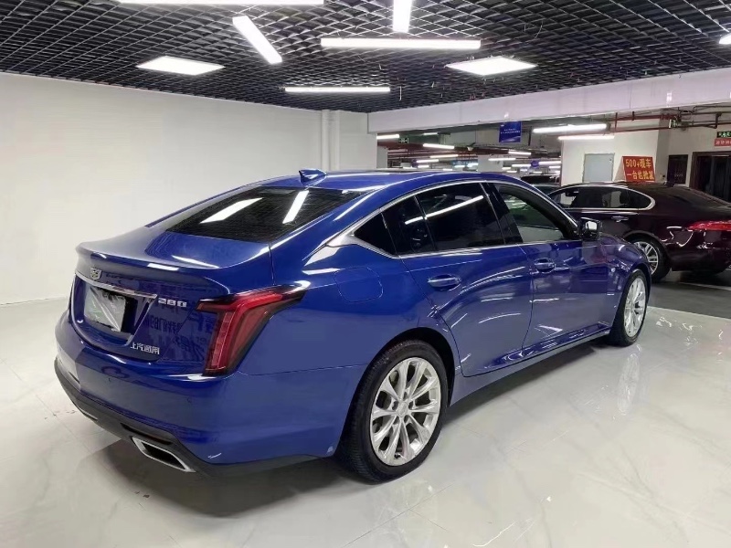 成都21年凯迪拉克CT59