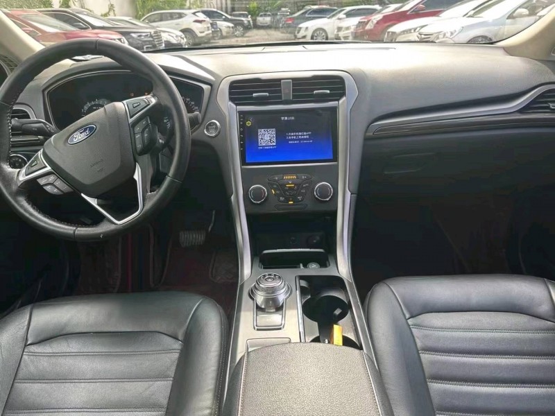 重庆18年福特蒙迪欧4