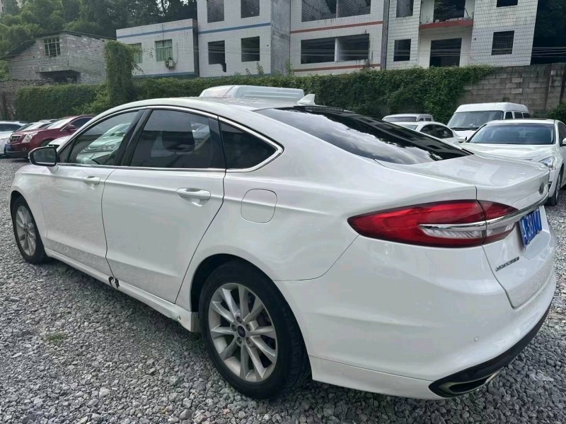 重庆18年福特蒙迪欧7