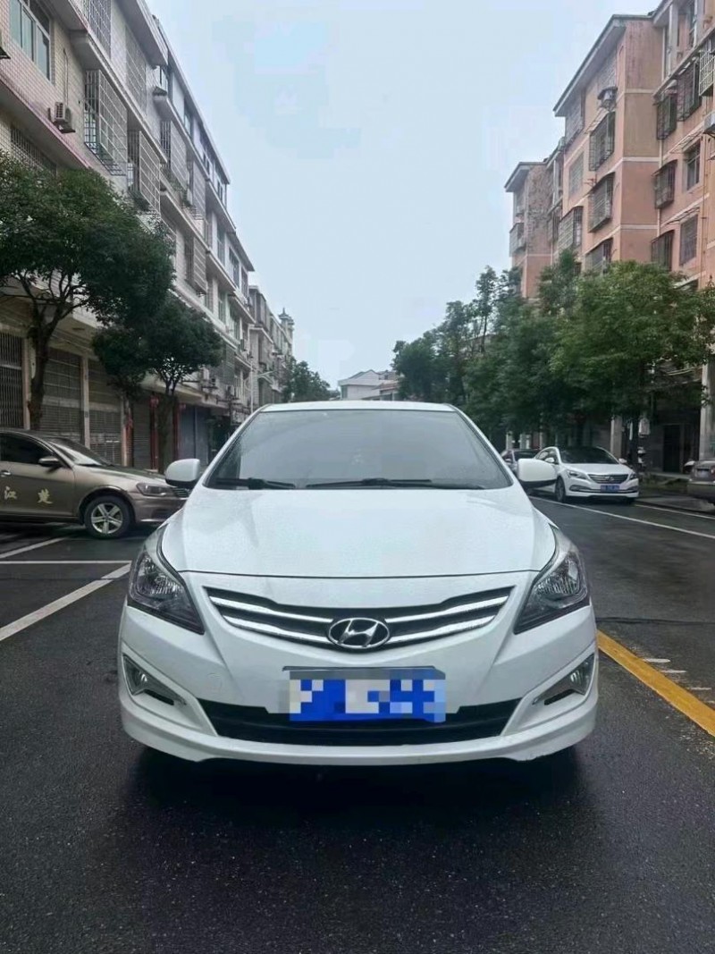 邵阳18年现代瑞纳1