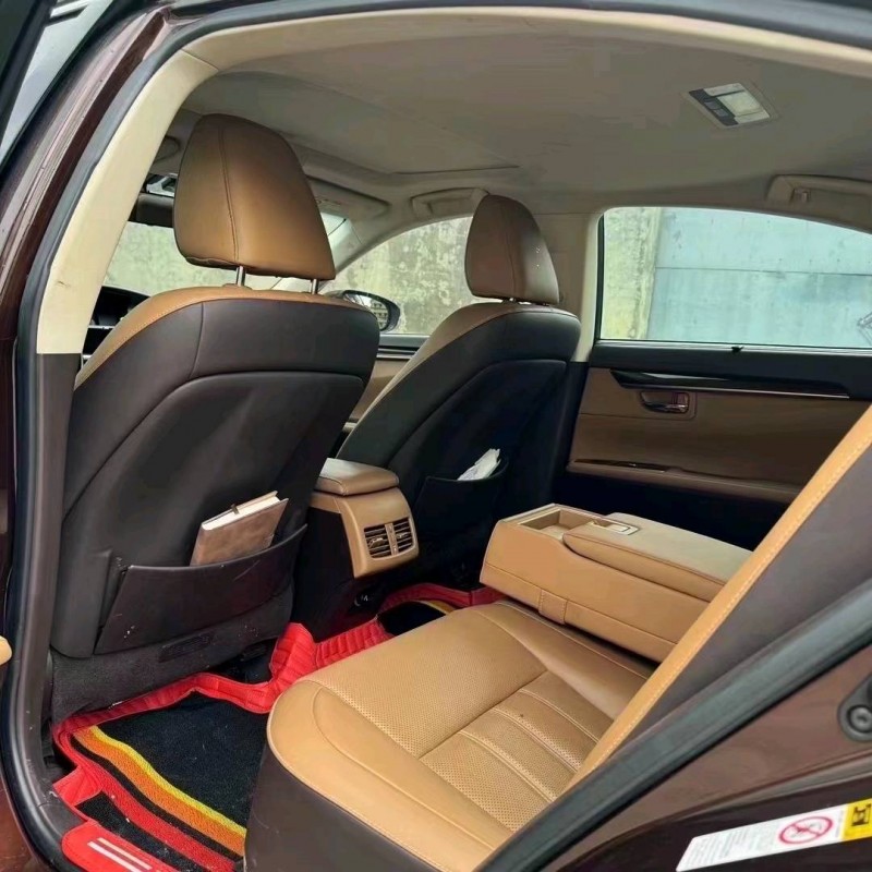 潍坊16年雷克萨斯ES5