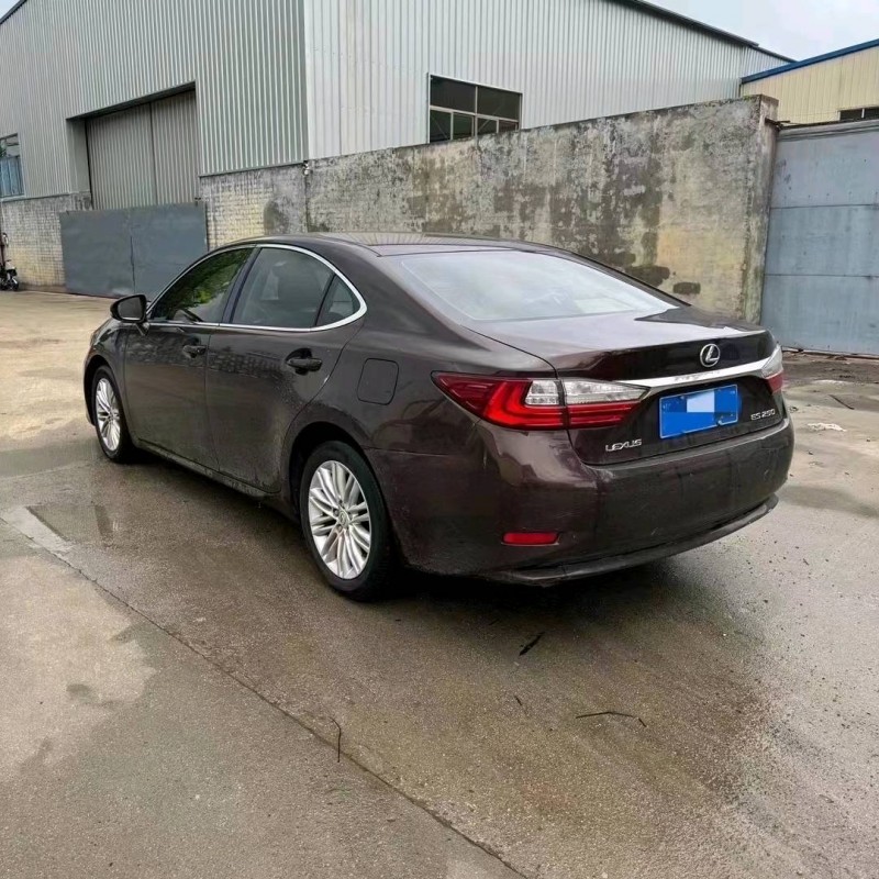 潍坊16年雷克萨斯ES6