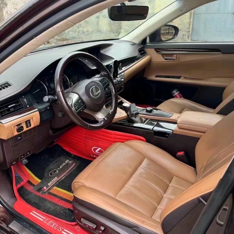 潍坊16年雷克萨斯ES7